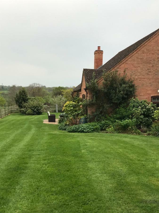 The Burrow Villa Wellesbourne Екстериор снимка